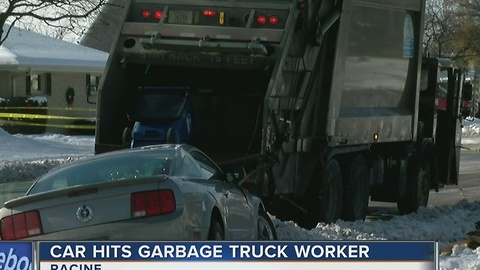 Racine garbage truck worker killed in crash