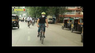 Ranbir Kapoor Spotted Cycling Around In Juhu | SpotboyE