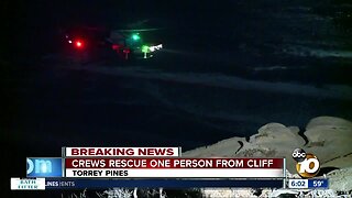 One person rescued from cliff in Torrey Pines