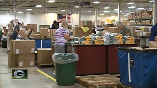Crunch time at Packers retail distribution center