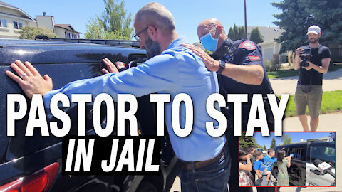 Pastor Tim Stephens will remain in jail after being arrested on new charges