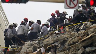 Officials Seek Federal Assistance For Rescue Effort In Condo Collapse