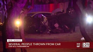 Several people thrown during crash on Loop 1010 and Thunderbird