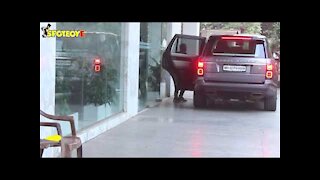 Parineeti Chopra snapped outside her residence | SpotboyE