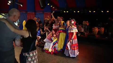Mi Gente Latina Colombiaanse dansgroep