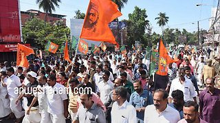 പാലക്കാട് രണ്ടുപേര്‍ക്ക് വെട്ടേറ്റു; പത്തനംതിട്ട ശാന്തമാകുന്നു