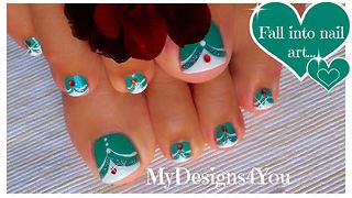 Green French tip toenail art design