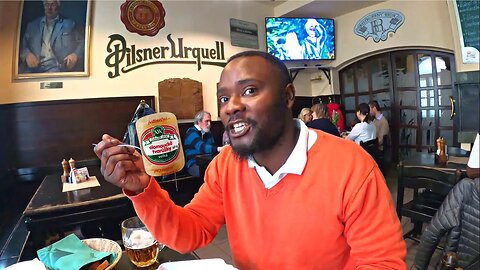 Unusual Smelly Baked Cheese In Czech Pub 🇨🇿