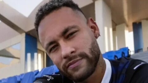 Neymar se pronuncia após suposto "fora" de atriz da Globo