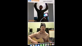 People React to Guy's Singing on Omegle