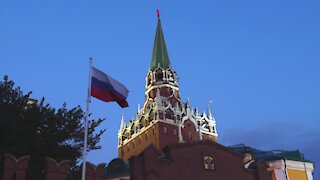 RUSSIA- Moscow - The Russian flag at the Kremlin (Video) (hyK)