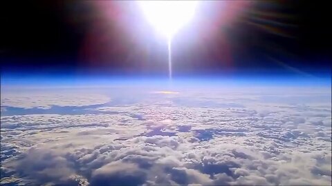 Footage Of Our Flat Earth From 20 Miles Up