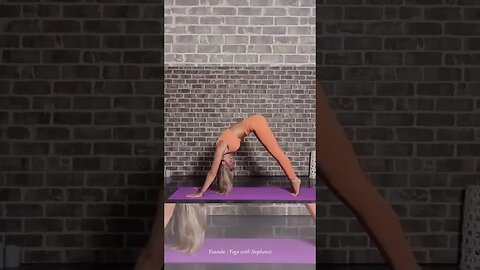 🧘‍♀️Stretch your body! #yogaexercise #yogaflow #yoga #yogaforbeginners