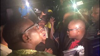 VIDEO: ANC head of campaigns Fikile Mbalula outside Winnie Madikizela-Mandela's home (kNH)