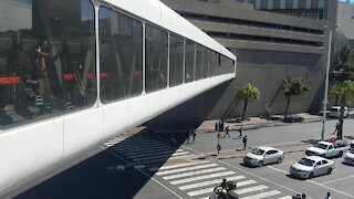 SOUTH AFRICA - Cape Town - Golden Acre elevated pedestrian walkway (Video) (G4u)