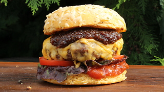 Mouthwatering bacon jam burger recipe