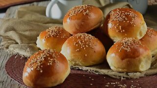 Cream Cheese Stuffed Buns