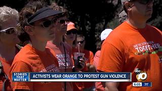 San Diegans participate in Wear Orange Weekend