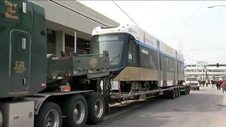 First streetcar vehicle arrives to Milwaukee