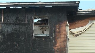 Single mother loses everything in St Petersburg apartment fire