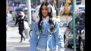 Cardi B says her DMs are flooded with date offers