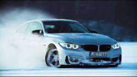 BMW M4 INSANE DRIFTING ON ICE !!