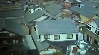 Un fuerte terremoto sacude a Japón en el primer día del 2024