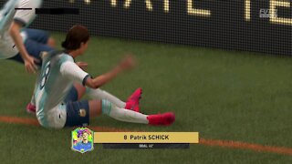 Fifa21 FUT Squad Battles - Patrick Schick scores from a Robert Lewandowski assist