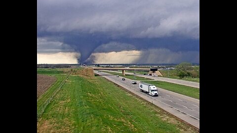 U.S News | Tornado Rips Through Nebraska As Storms Warnings Issued Across U.S | News18 | N18V