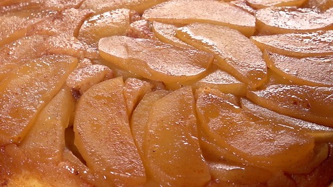 Apple Upside-Down Cake