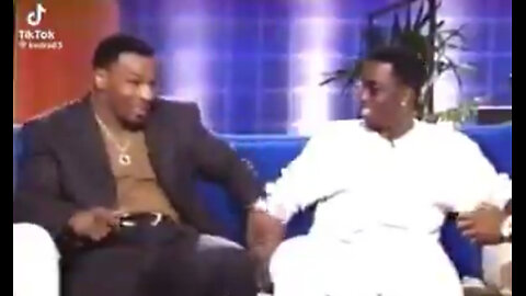 Diddy tried to touch Mike Tyson and Mike had to remove Diddy's hand !!!