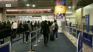 Travelers head to Memorial Day destinations