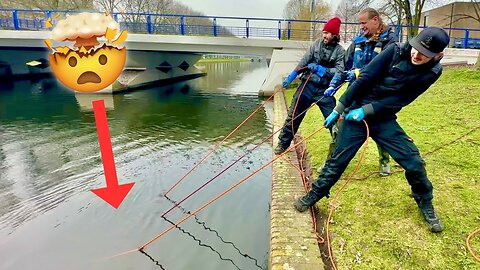 What People Lost in Amsterdam's canals is Amazing! (Magnet Fishing)