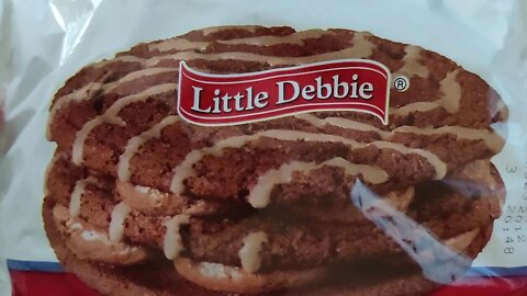 Little Debbie Double Decker Fudge Round #LittleDebbie #unboxing #FortheloveofUnboxing