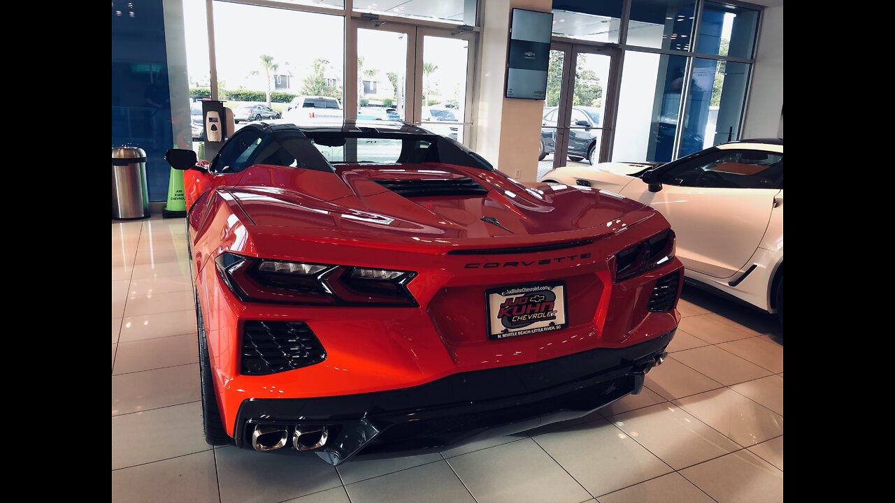 Convertible top operation on a C8 Corvette