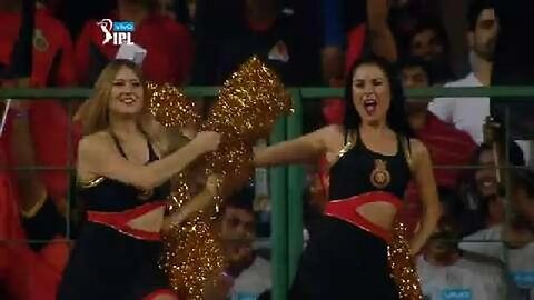 M11: RCB vs DD – Amazing Moments17