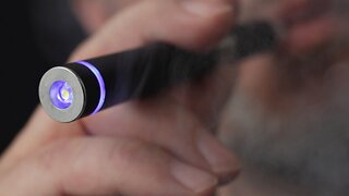 Federal Judge Says FDA Must Start Delayed E-Cigarette Reviews
