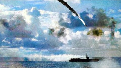 Assaltos Kamikazes na Segunda Guerra Mundial: 🛩️💥 Impacto Mortal #war #guerra #ww2 ,
