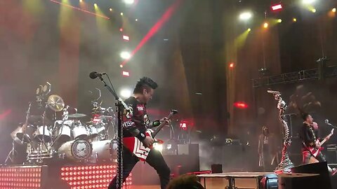 FFDP Five Finger Death Punch Live Blossom 2018