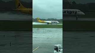 AWESOME PLANE TAKE OFF