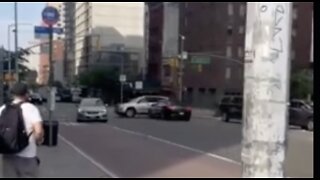 NYC Thieves Ram Car & Steal 20k