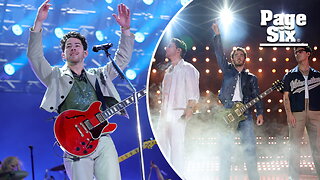 Watch Nick Jonas fall through hole onstage during Jonas Brothers' Boston show