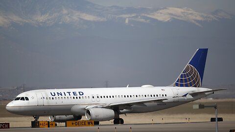 United Airlines Seeks More Federal Aid Following $2.1 Billion Q1 Loss