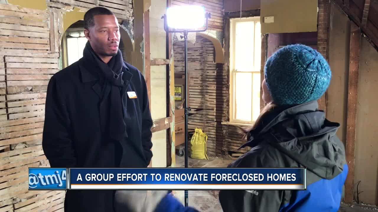 Groups rehab foreclosed Milwaukee homes to better community