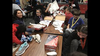 Low-income students in Las Vegas receive shoes