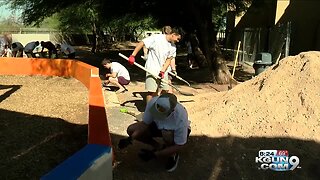 UA fraternity volunteers at Tucson school