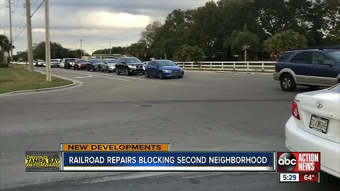 CSX repairs cause gridlock in Gibsonton, trapping drivers in their own neighborhoods