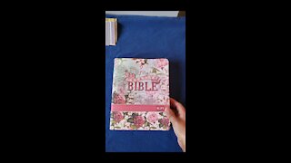UNBOXING THE NEW "MY CREATIVE BIBLE"!!!