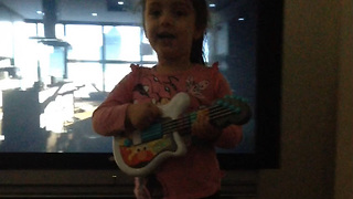 4-year-old daughter sings cute and beautiful song to her Daddy