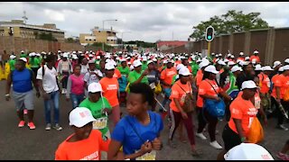 SOUTH AFRICA - Pretoria - Mandela Memorial walk and run (Video) (PMb)